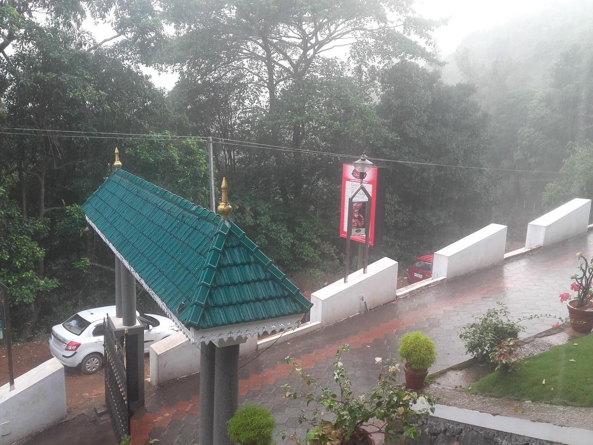 Paithal Resort Kannur Exteriör bild